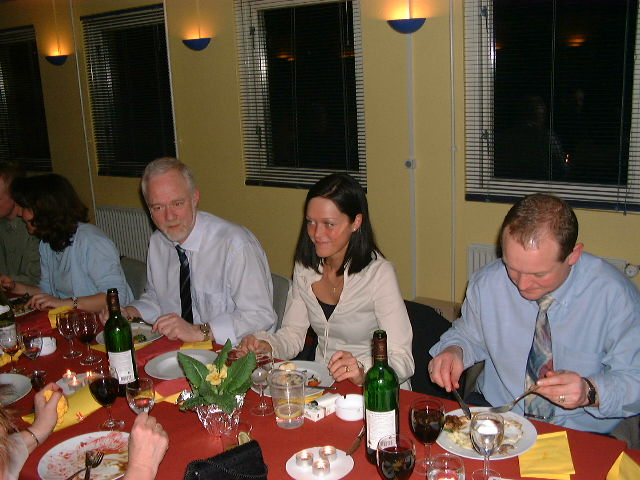 0014 Omkring bordet 2.jpg